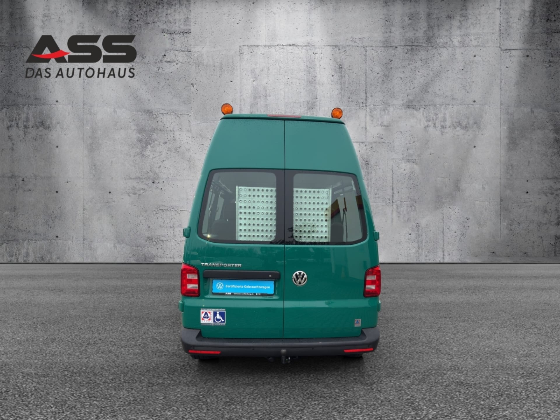 Volkswagen T6 Transporter Kombi langer Radstand