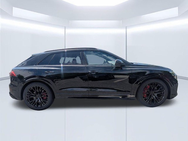2026 Audi SQ8