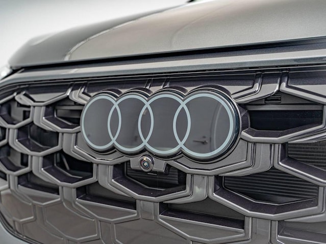 2026 Audi Q3 Base - Photo 12