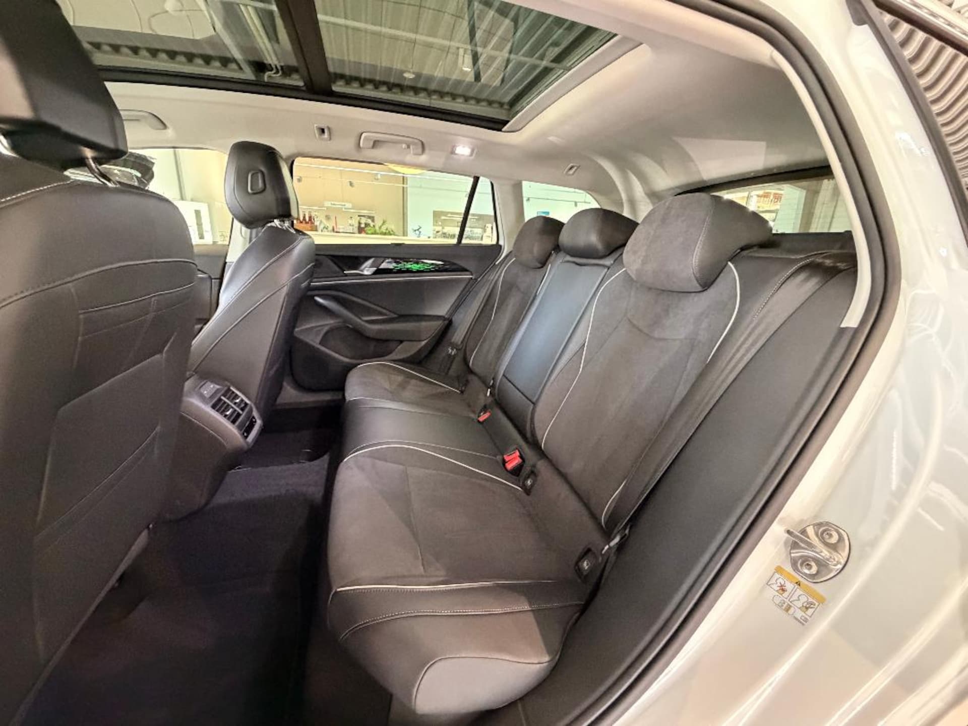 Volkswagen Passat Elegance