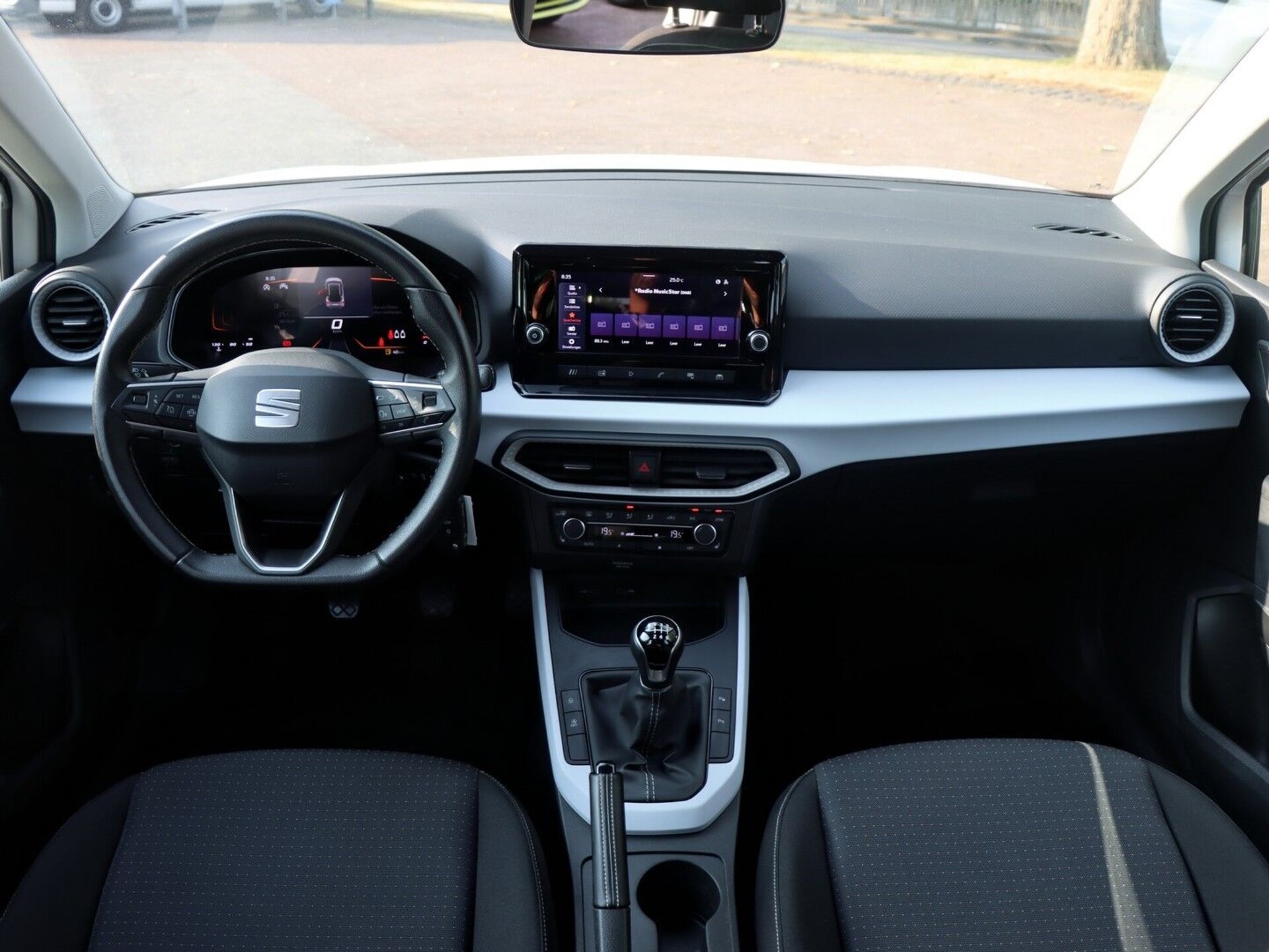 SEAT Arona Style