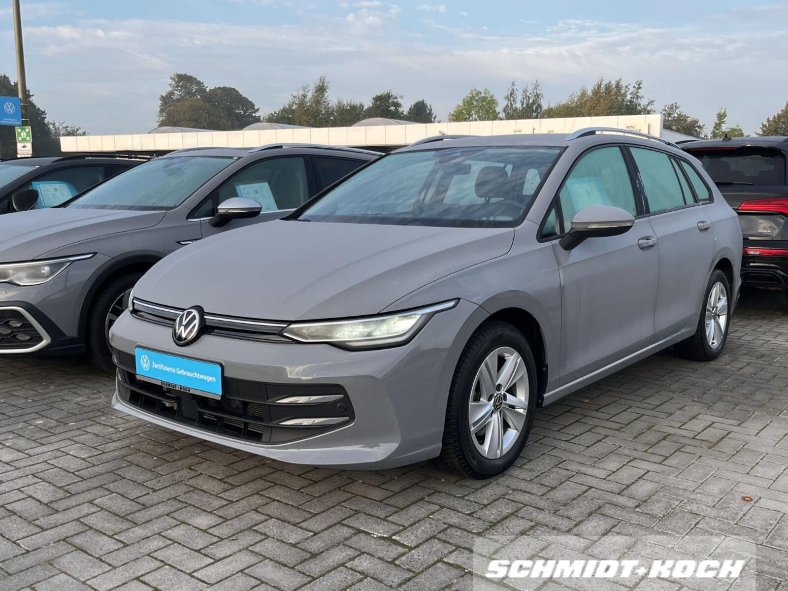 Volkswagen Golf Variant – Bild 2