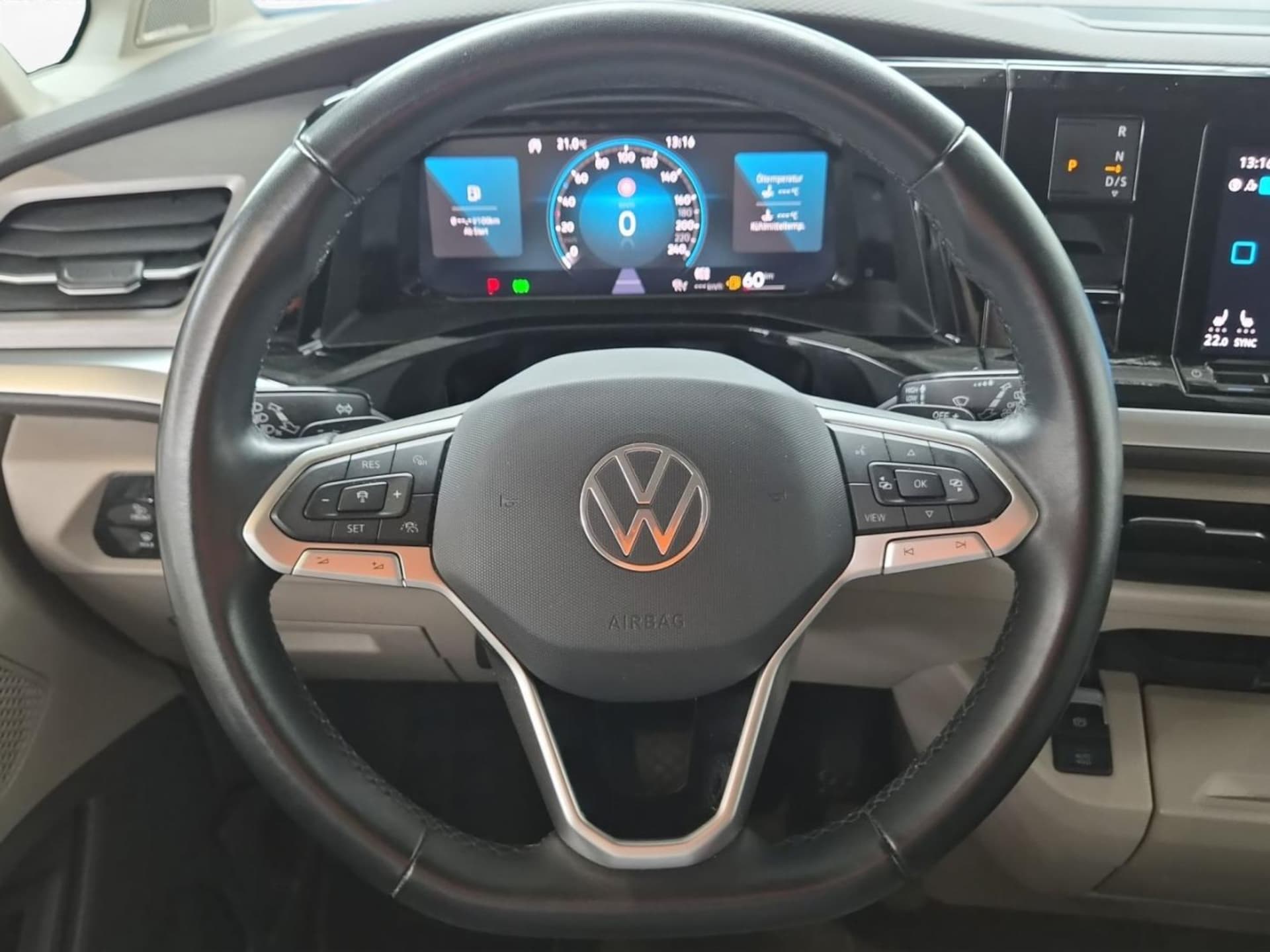 Volkswagen Multivan Life