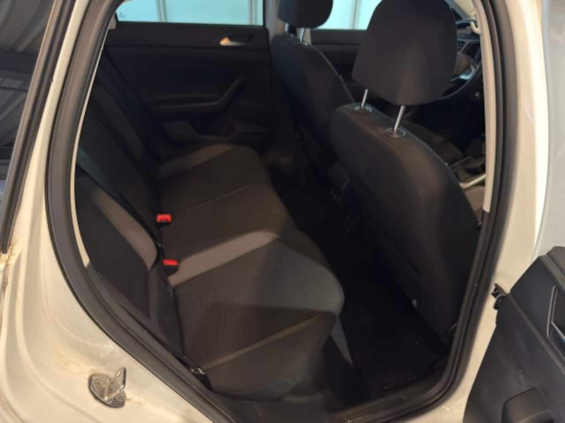 Volkswagen Polo Active
