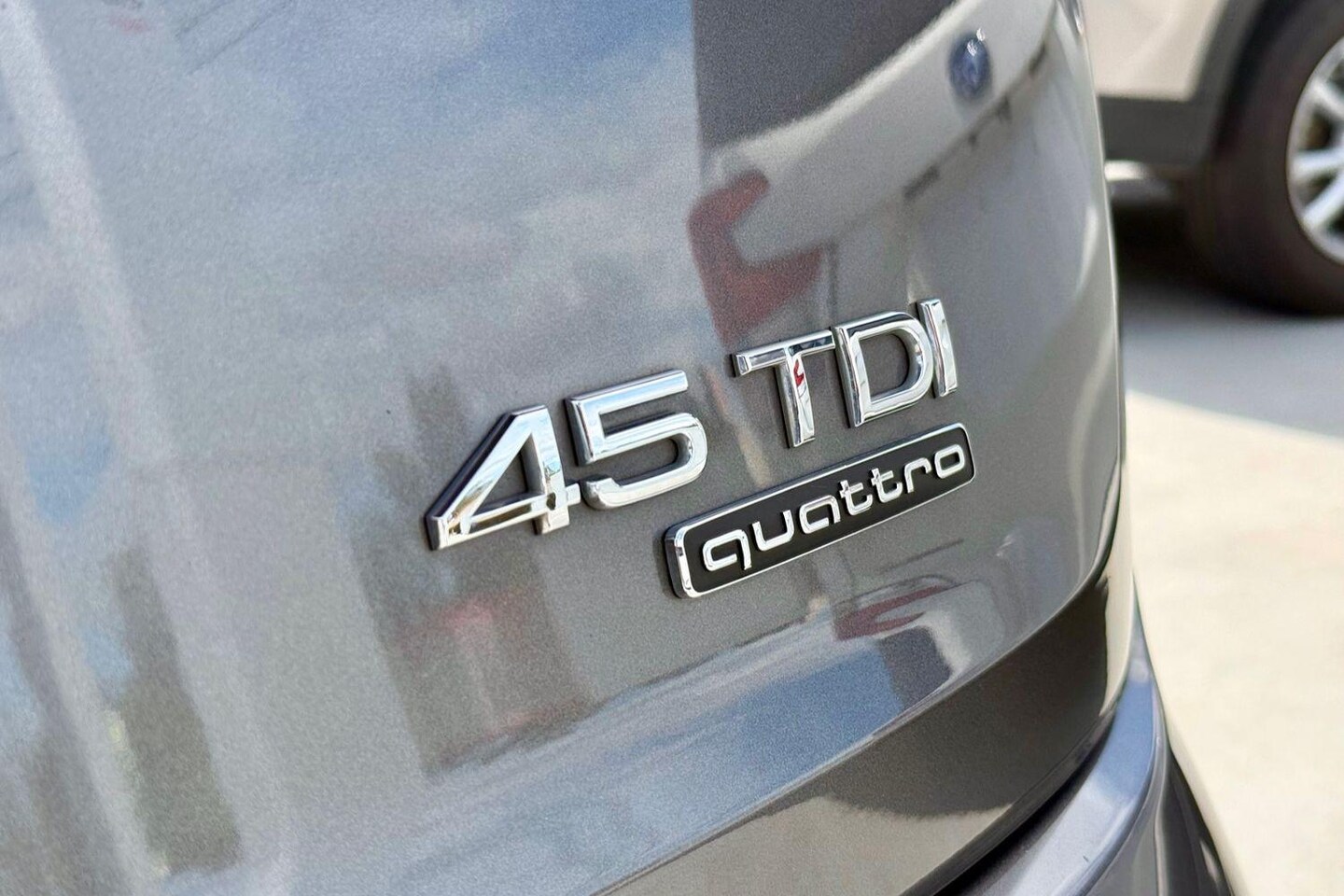 Image about Audi Q7 45 TDI quattro tiptronic