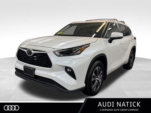 2024 Toyota Highlander