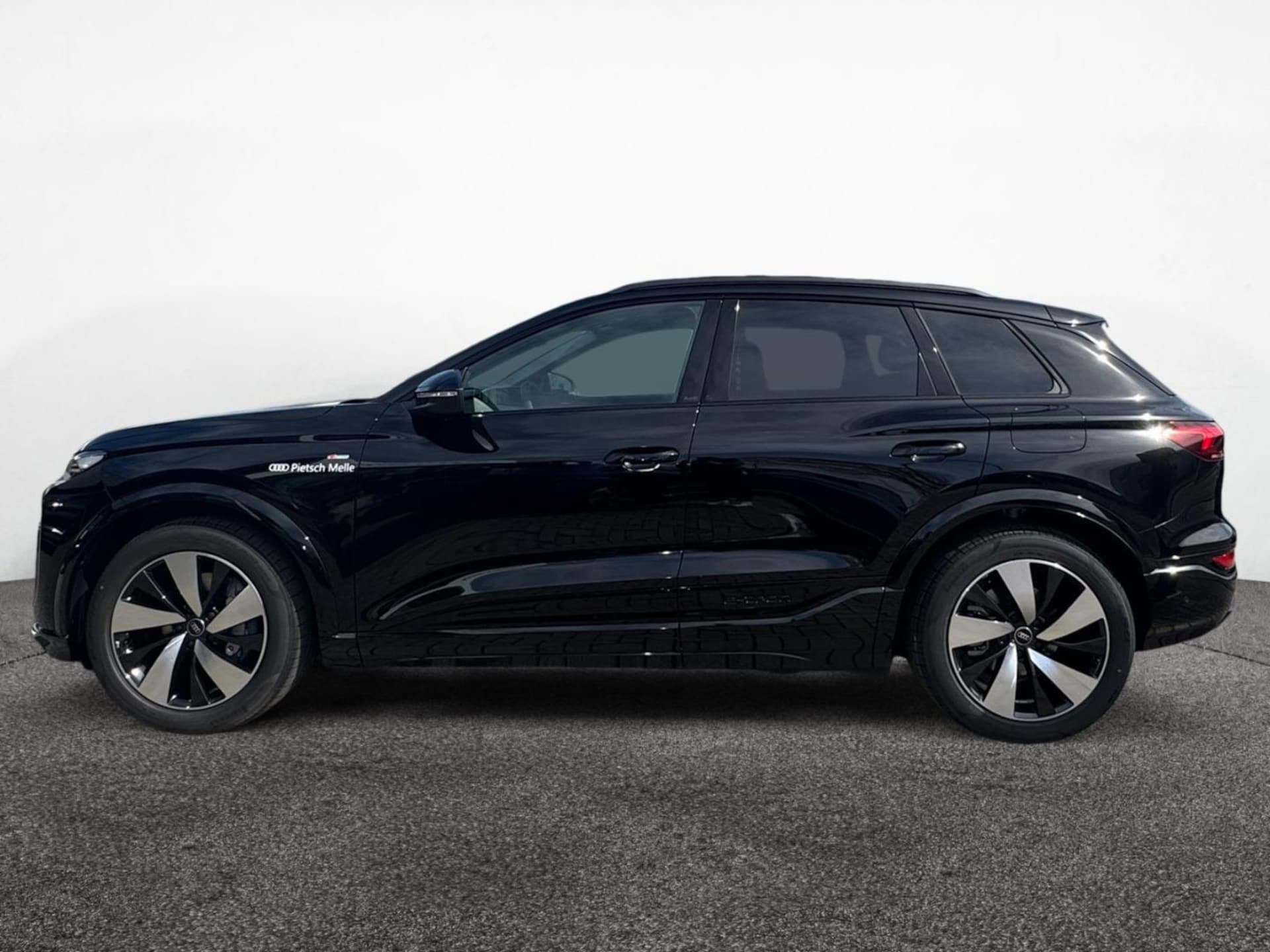 Audi Q6 SUV e-tron