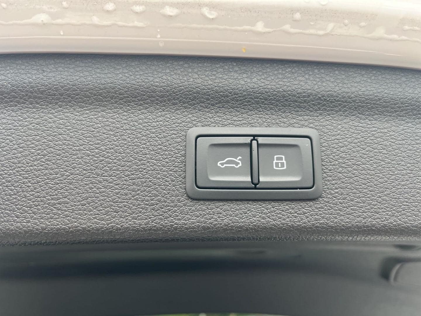 Bild über Audi Q3 S line 35 TDI S tronic - für weitere Informationen kontaktieren Sie den Audi Partner