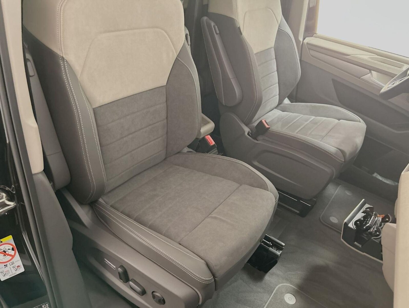 Volkswagen Multivan Langversion – Bild 23