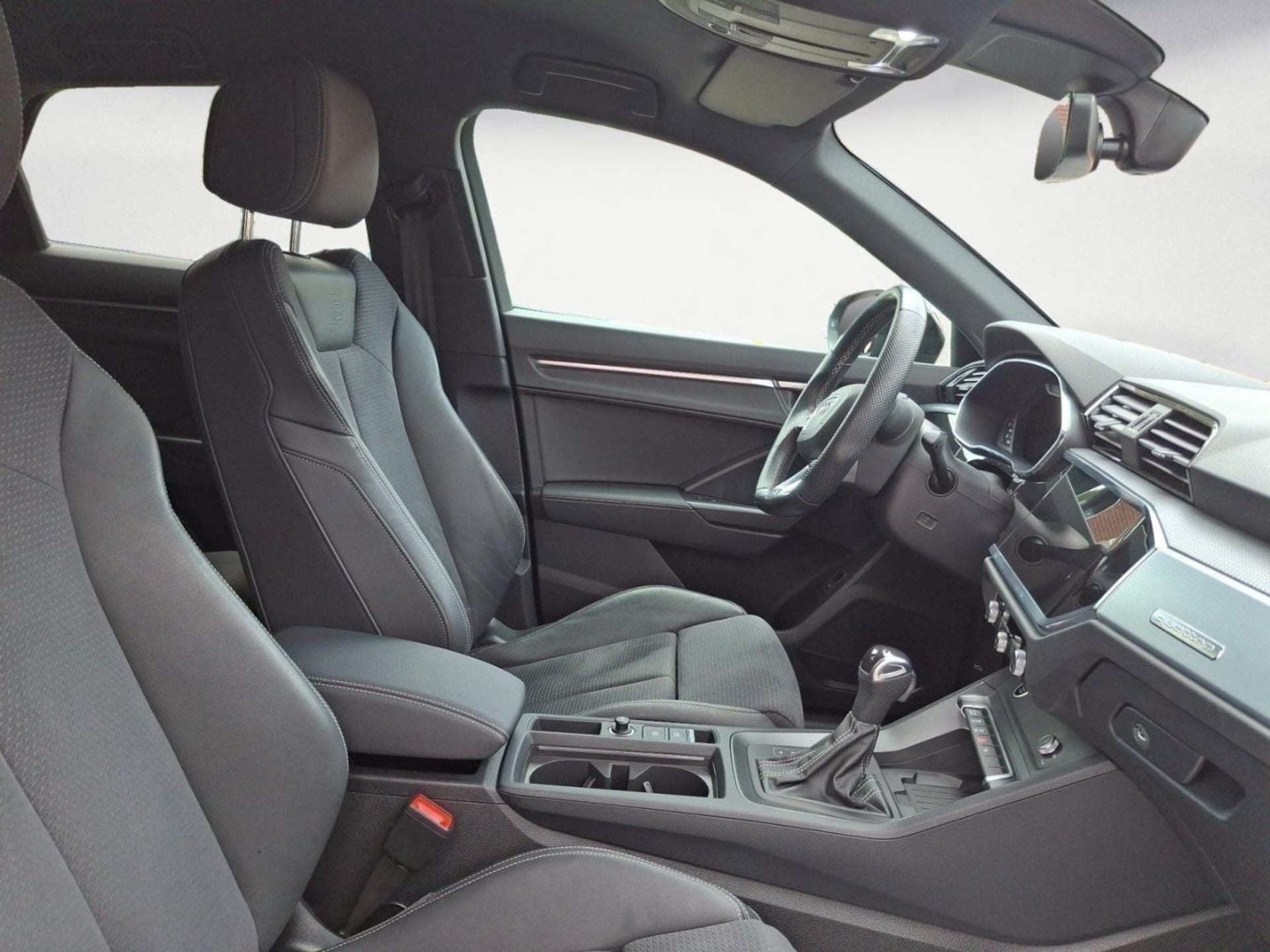 Audi Q3 Sportback S line