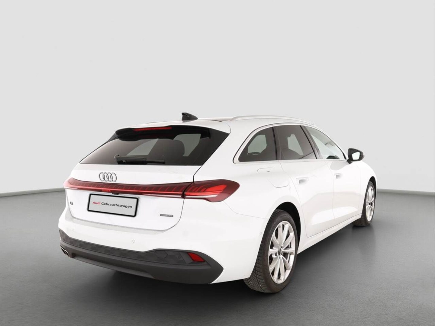 Bild über Audi A5 Avant TDI quattro 150 kW S tronic - für weitere Informationen kontaktieren Sie den Audi Partner