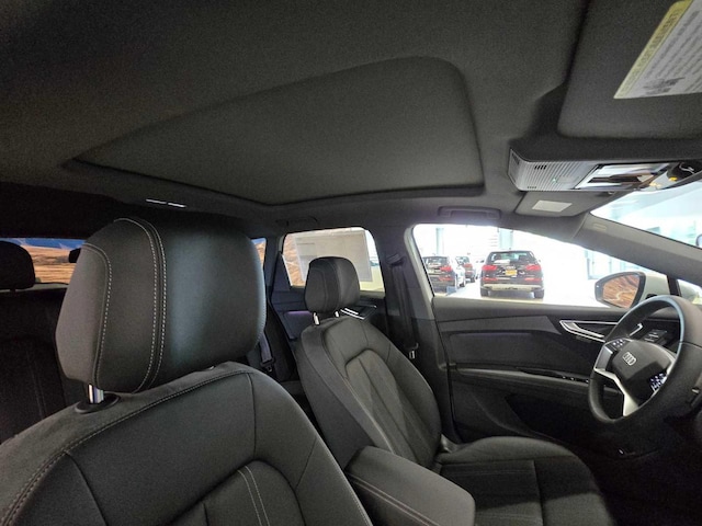 2024 Audi Q4 e-tron Premium Plus - Photo 15