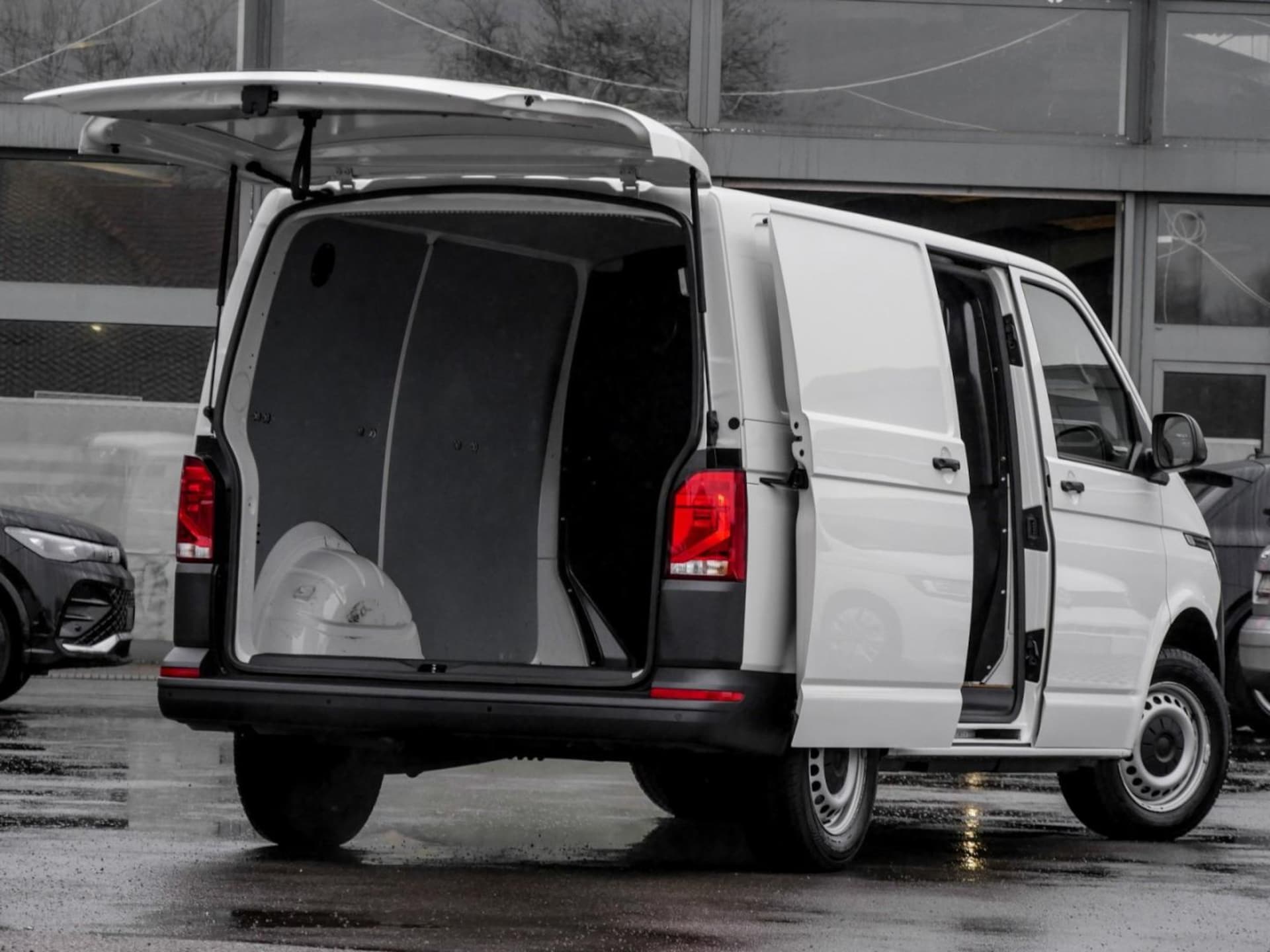 Volkswagen T6.1 Transporter Kasten kurzer Radstand
