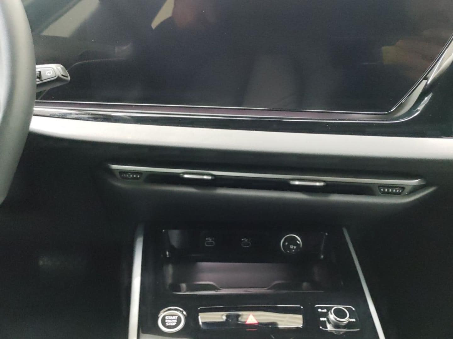 Bild über Audi A5 Avant TFSI quattro S tronic - für weitere Informationen kontaktieren Sie den Audi Partner