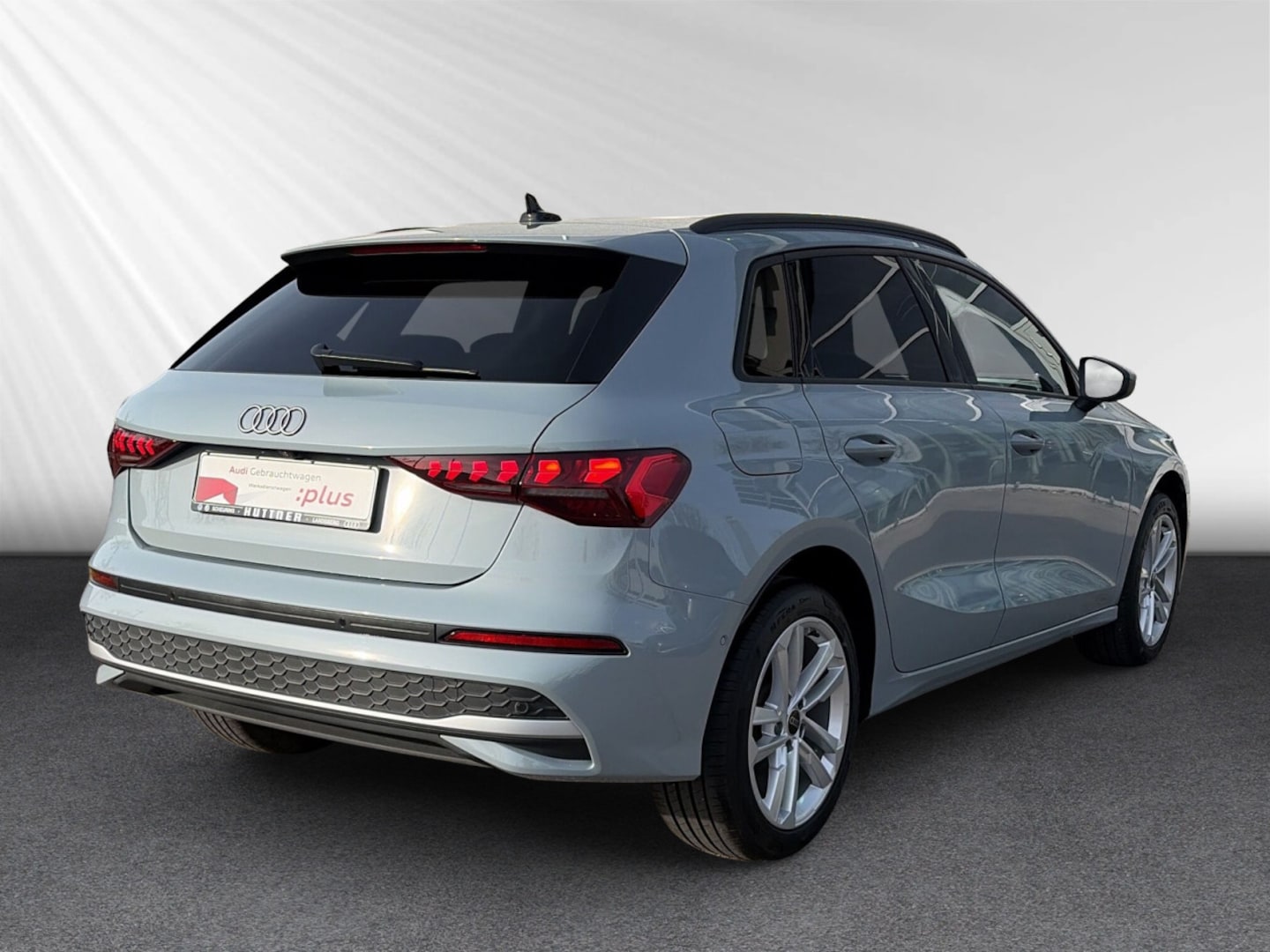 Bild über Audi A3 Sportback 30 TFSI Schaltgetriebe - für weitere Informationen kontaktieren Sie den Audi Partner