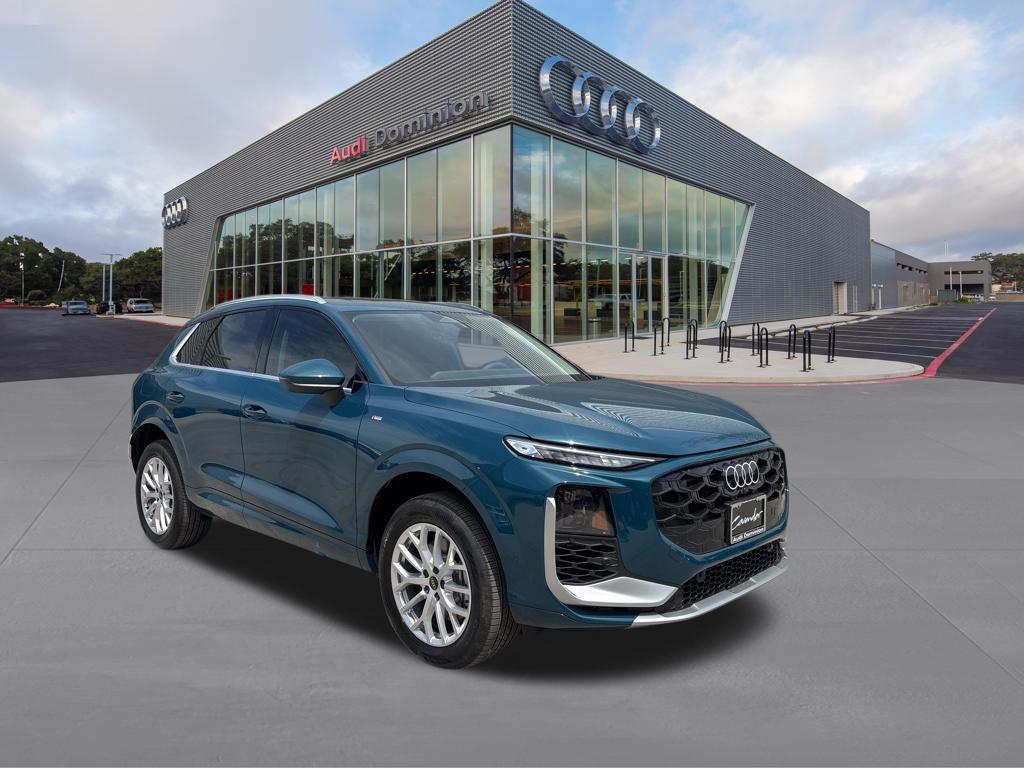 2026 Audi Q3 S line quattro's photo