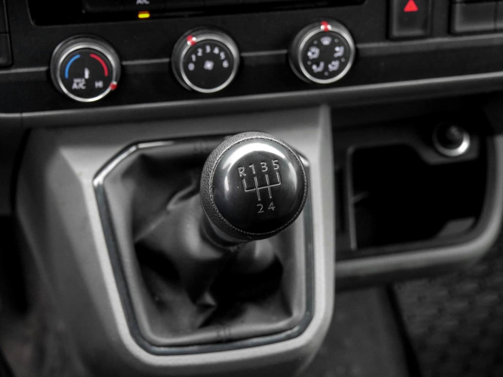 Volkswagen T6.1 Transporter Kasten kurzer Radstand
