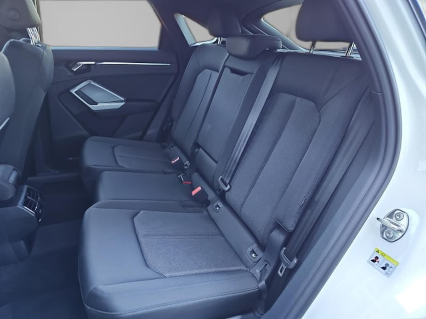 Bild über Audi Q3 Sportback S line 40 TFSI quattro S tronic - für weitere Informationen kontaktieren Sie den Audi Partner