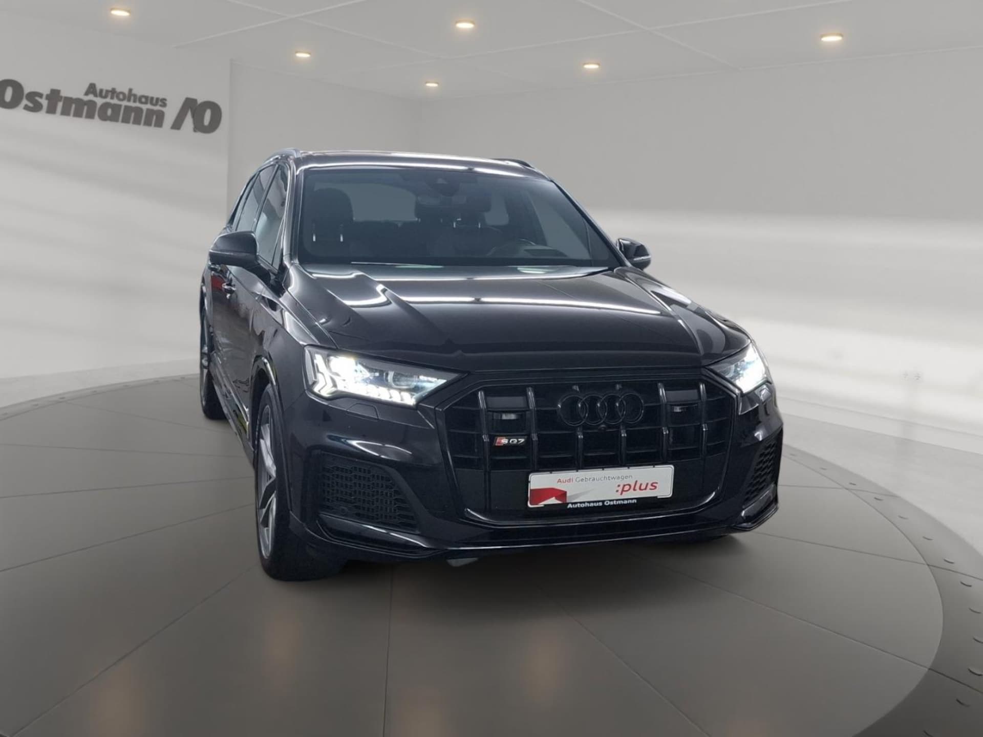 Audi SQ7 SUV