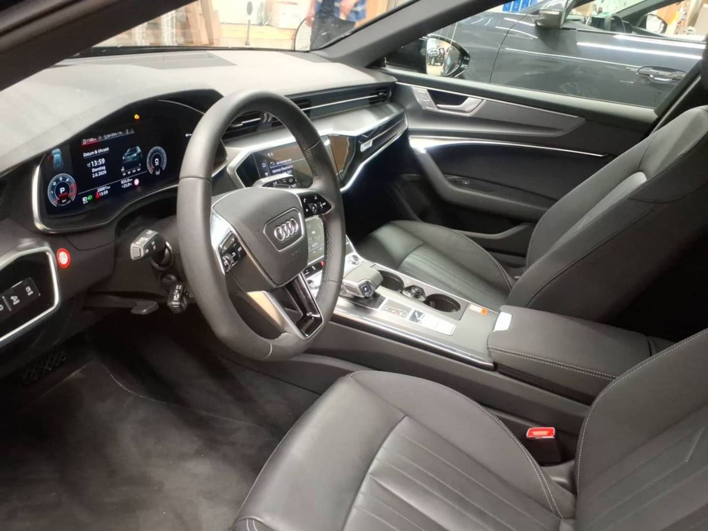 Bild über Audi A6 Avant S line 40 TDI S tronic - für weitere Informationen kontaktieren Sie den Audi Partner