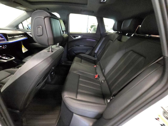 2024 Audi Q4 e-tron Premium Plus - Photo 19