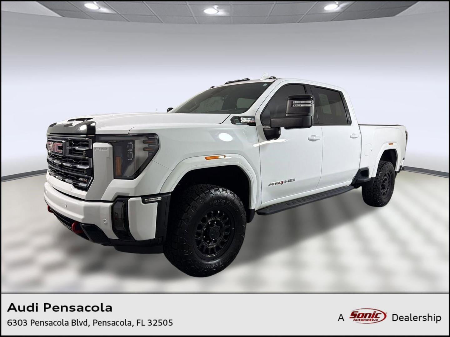 2024 GMC Sierra 4WD Crew Cab Standard Box AT4's photo