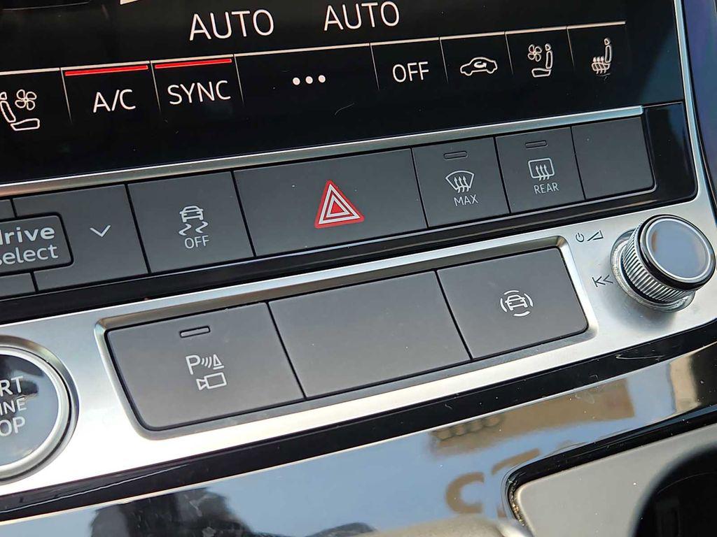 2023 Audi Q8 Premium Plus - Photo 19