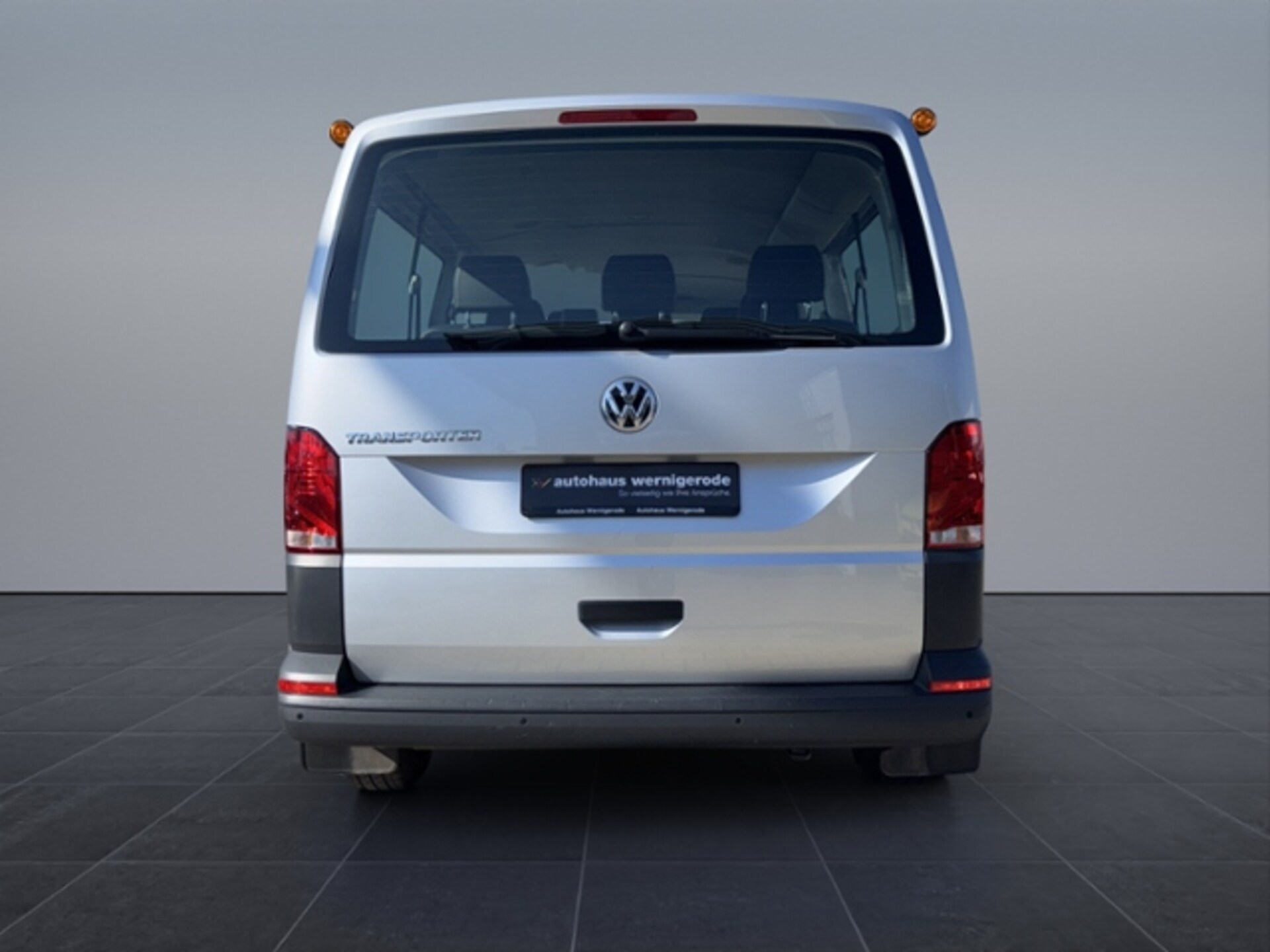 Volkswagen T6.1 Transporter Kombi langer Radstand