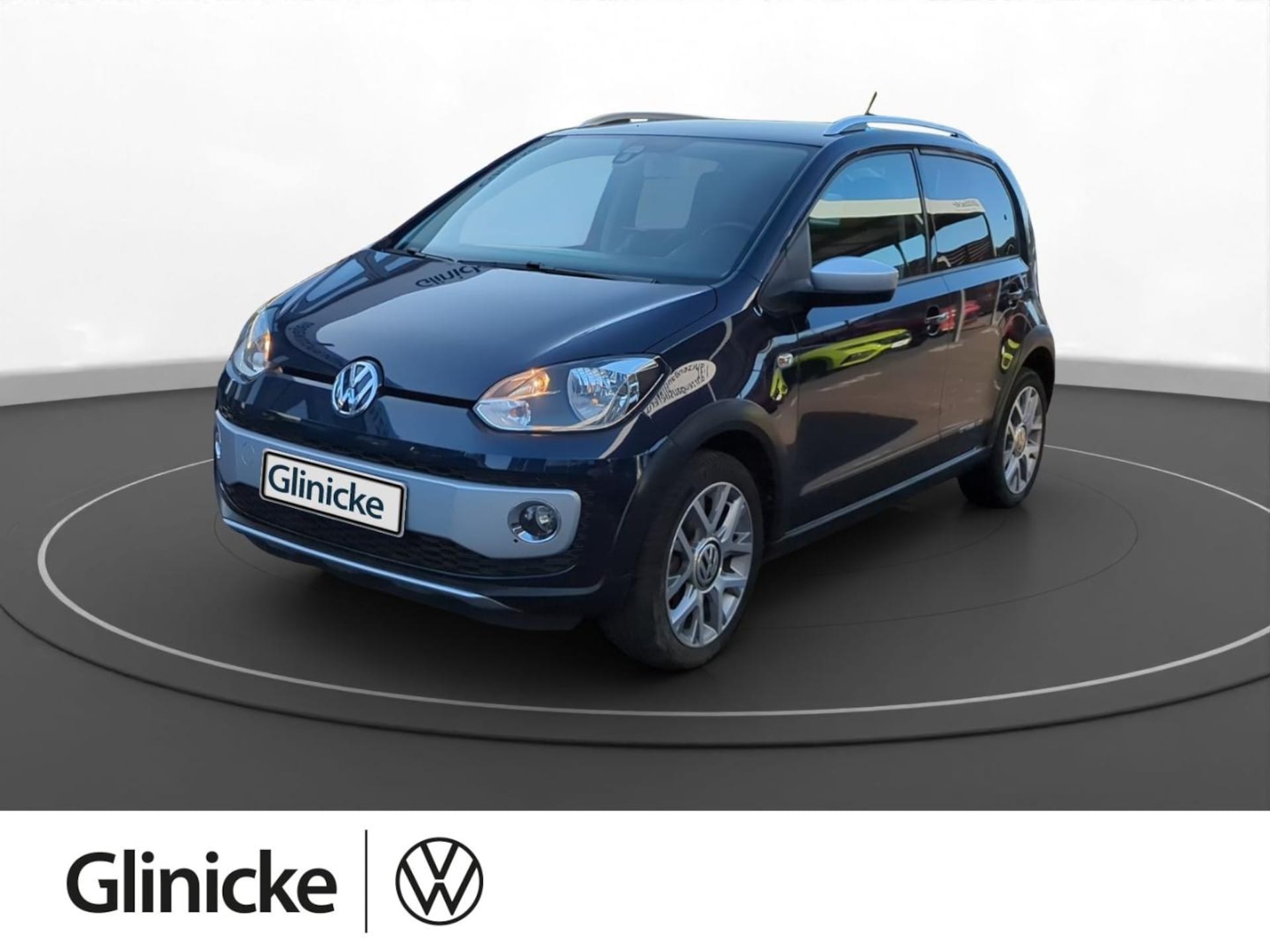 Volkswagen up! cross up!