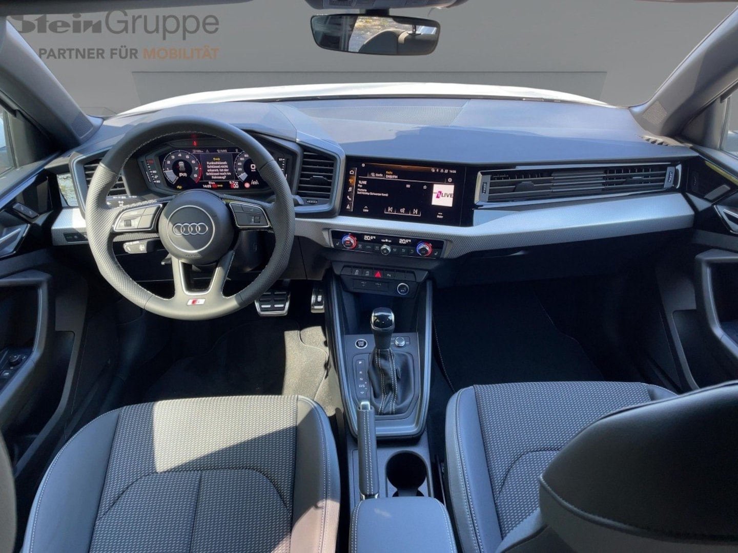 Bild über Audi A1 Sportback S line 35 TFSI S tronic - für weitere Informationen kontaktieren Sie den Audi Partner