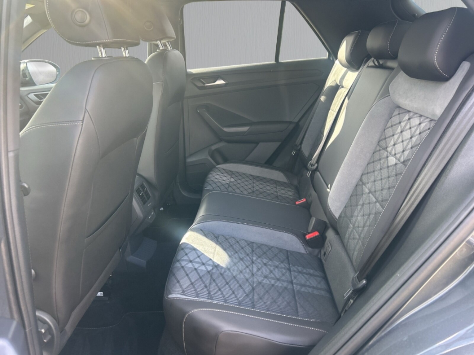 Volkswagen T-Roc – Bild 14