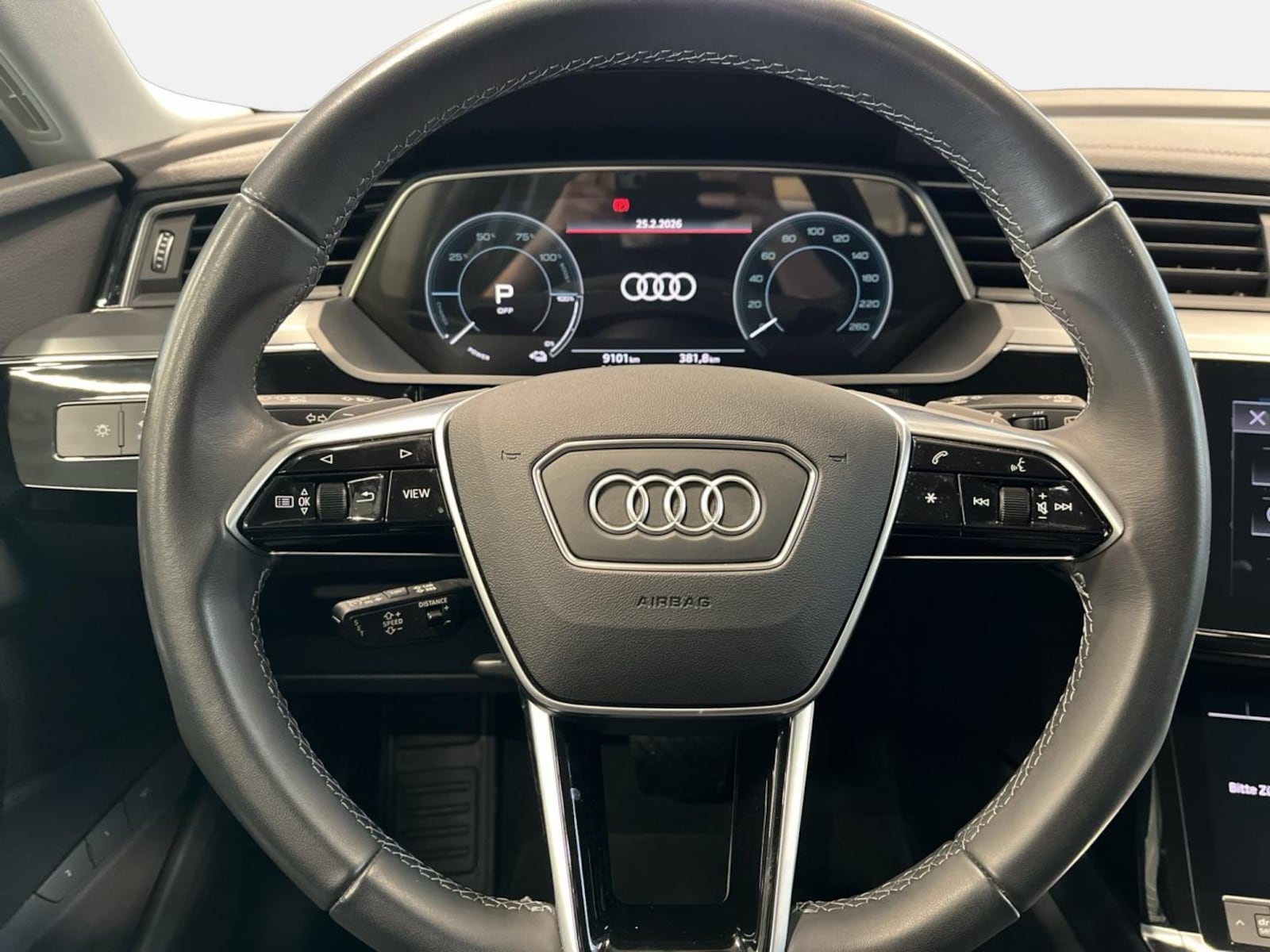 Audi Q8 e-tron – Bild 17