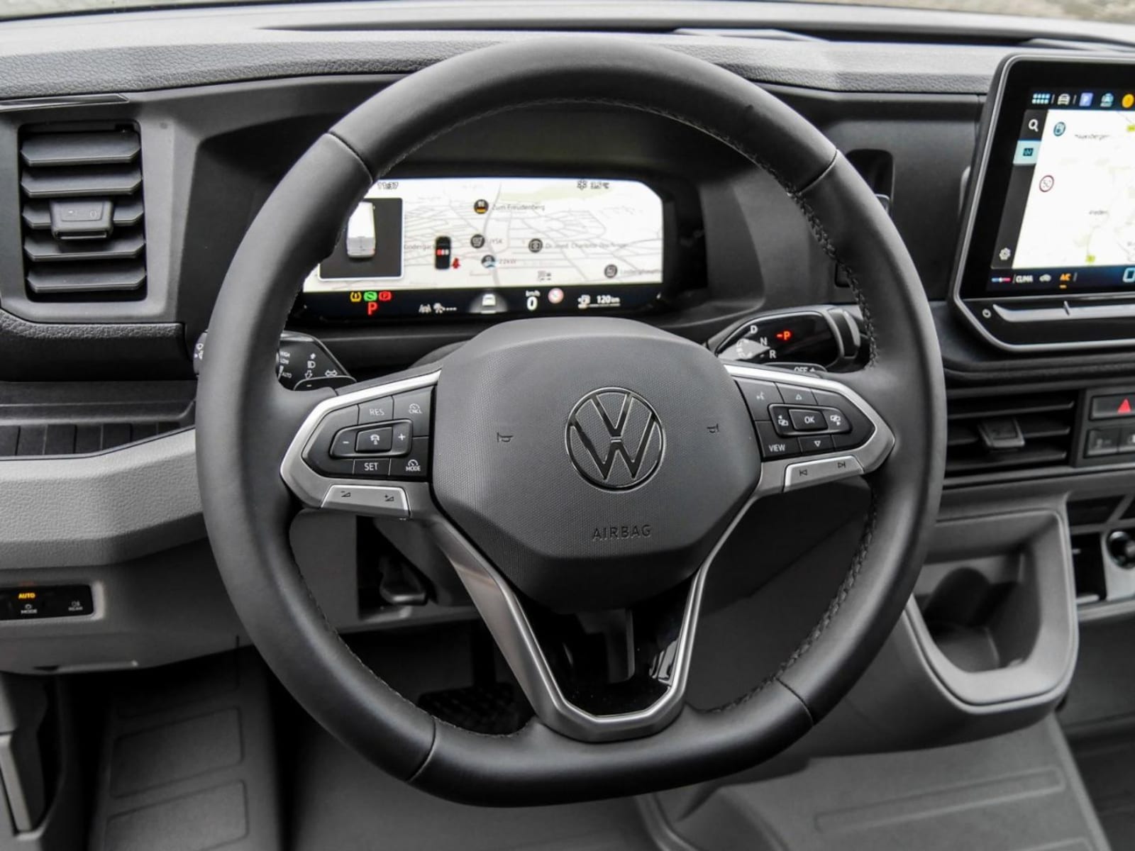 Volkswagen Crafter Kasten mittlerer Radstand – Bild 6