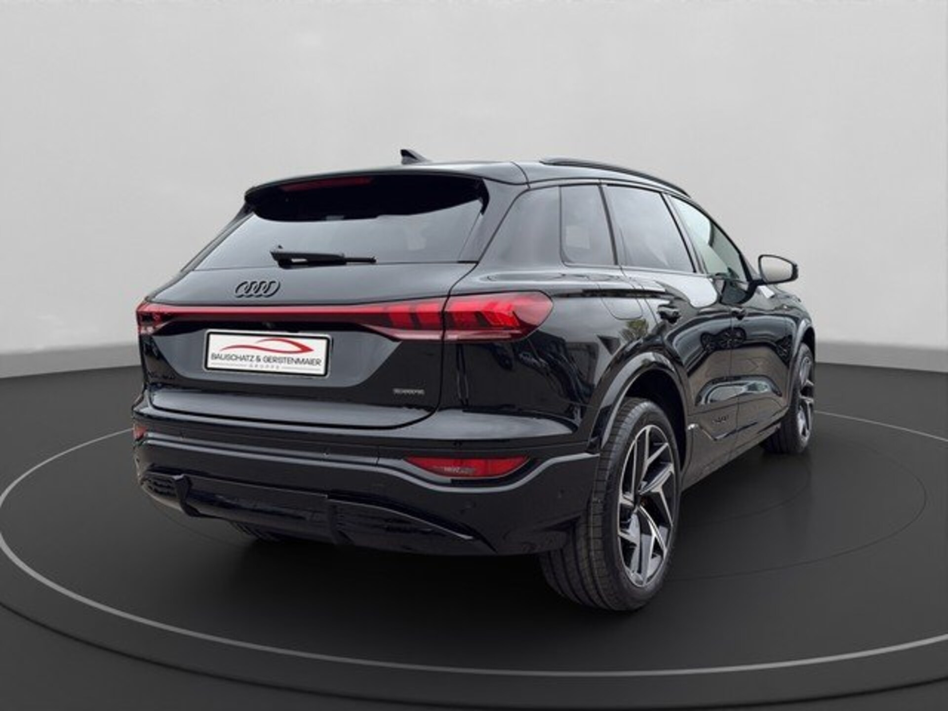 Audi Q6 SUV e-tron