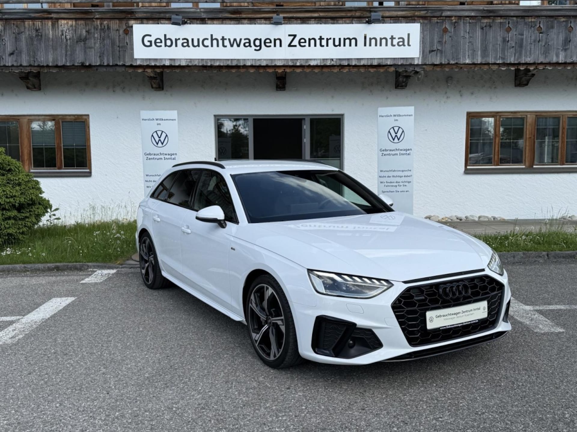 Audi A4 Avant S line