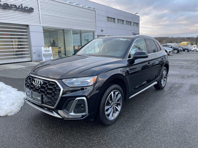 2023 Audi Q5 45 Premium Plus's photo