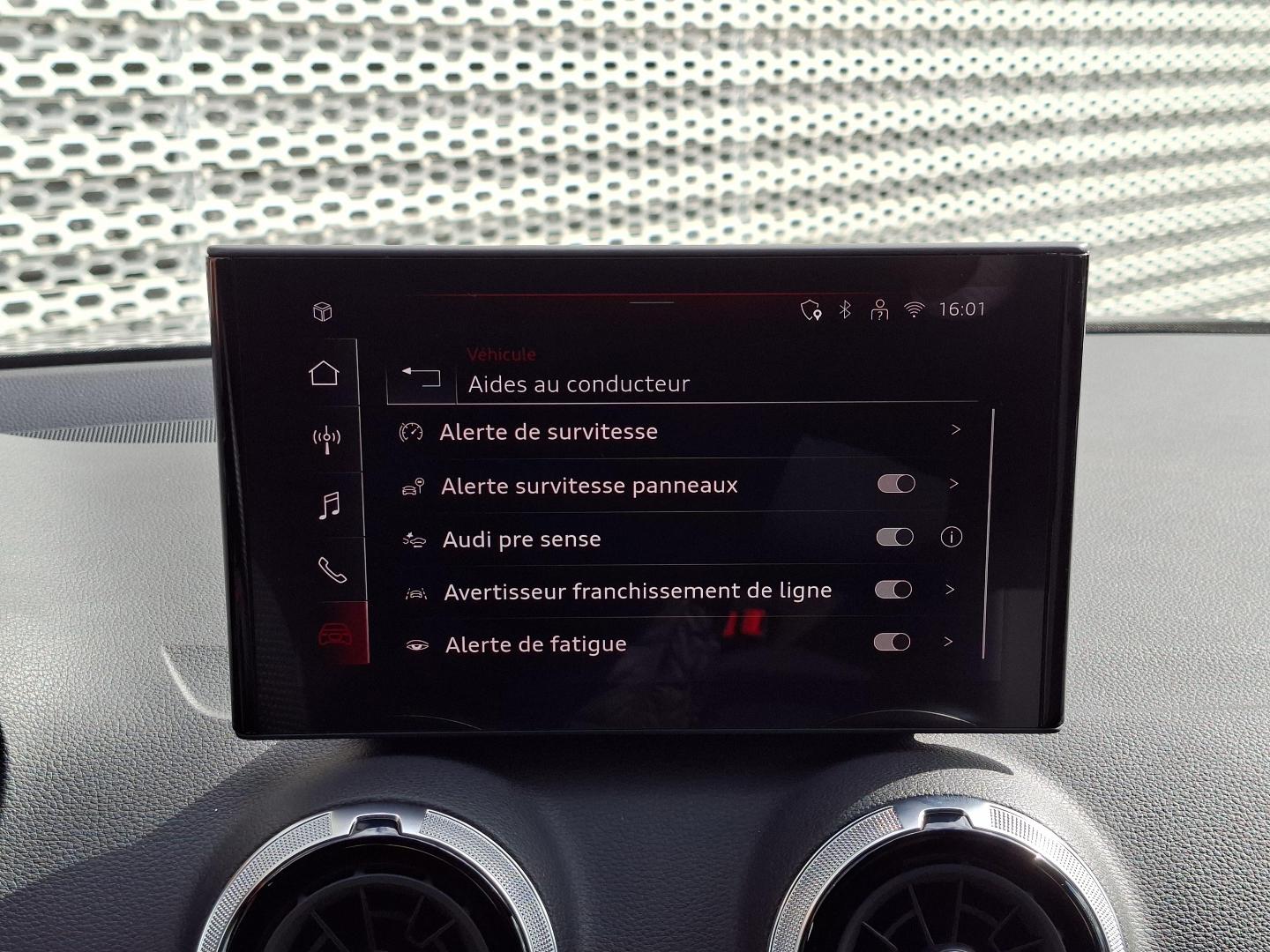 Image about Audi Q2 S line 35 TDI 110 kW (150 ch) S tronic