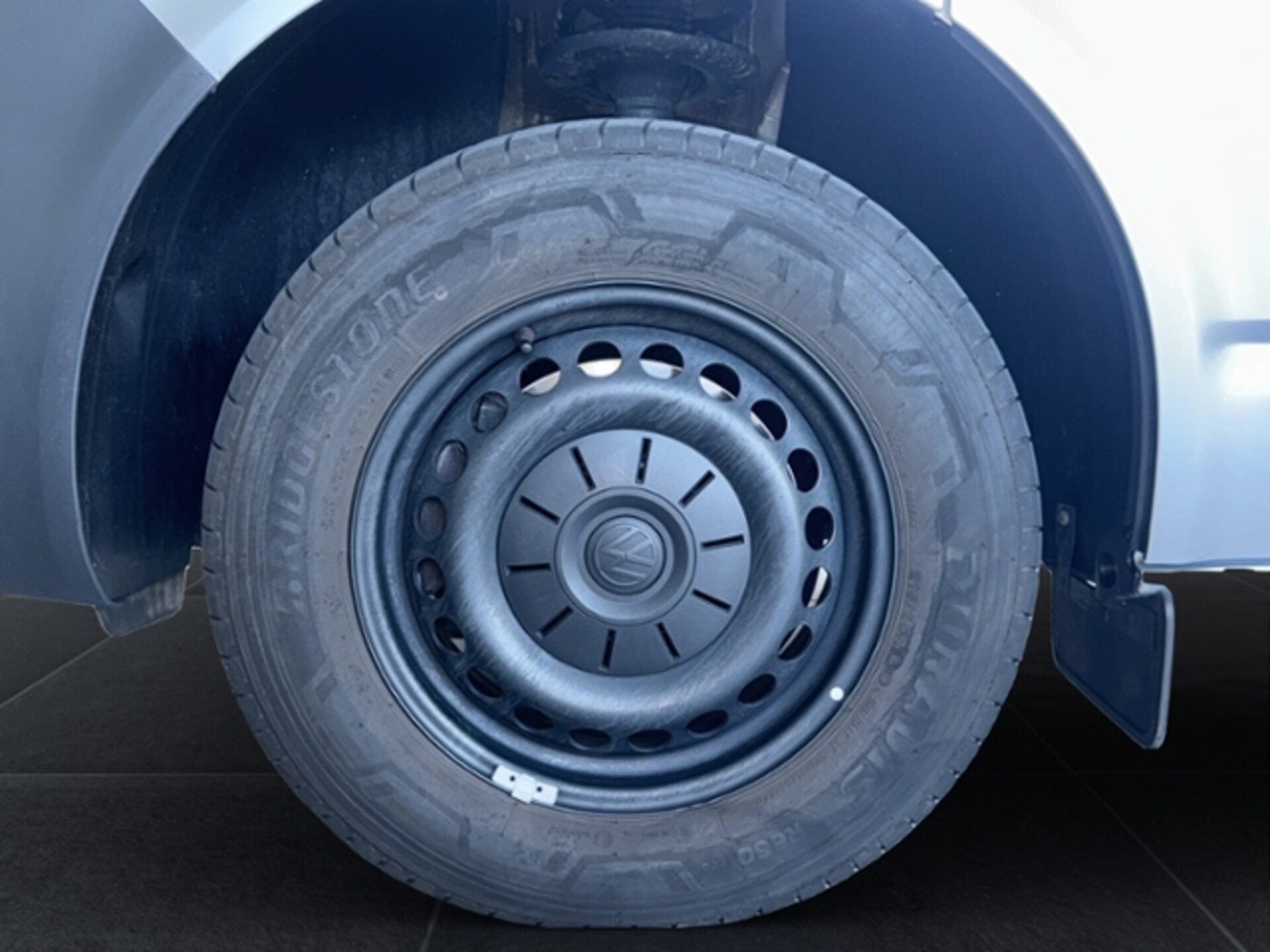 Volkswagen T6.1 Transporter Kombi langer Radstand