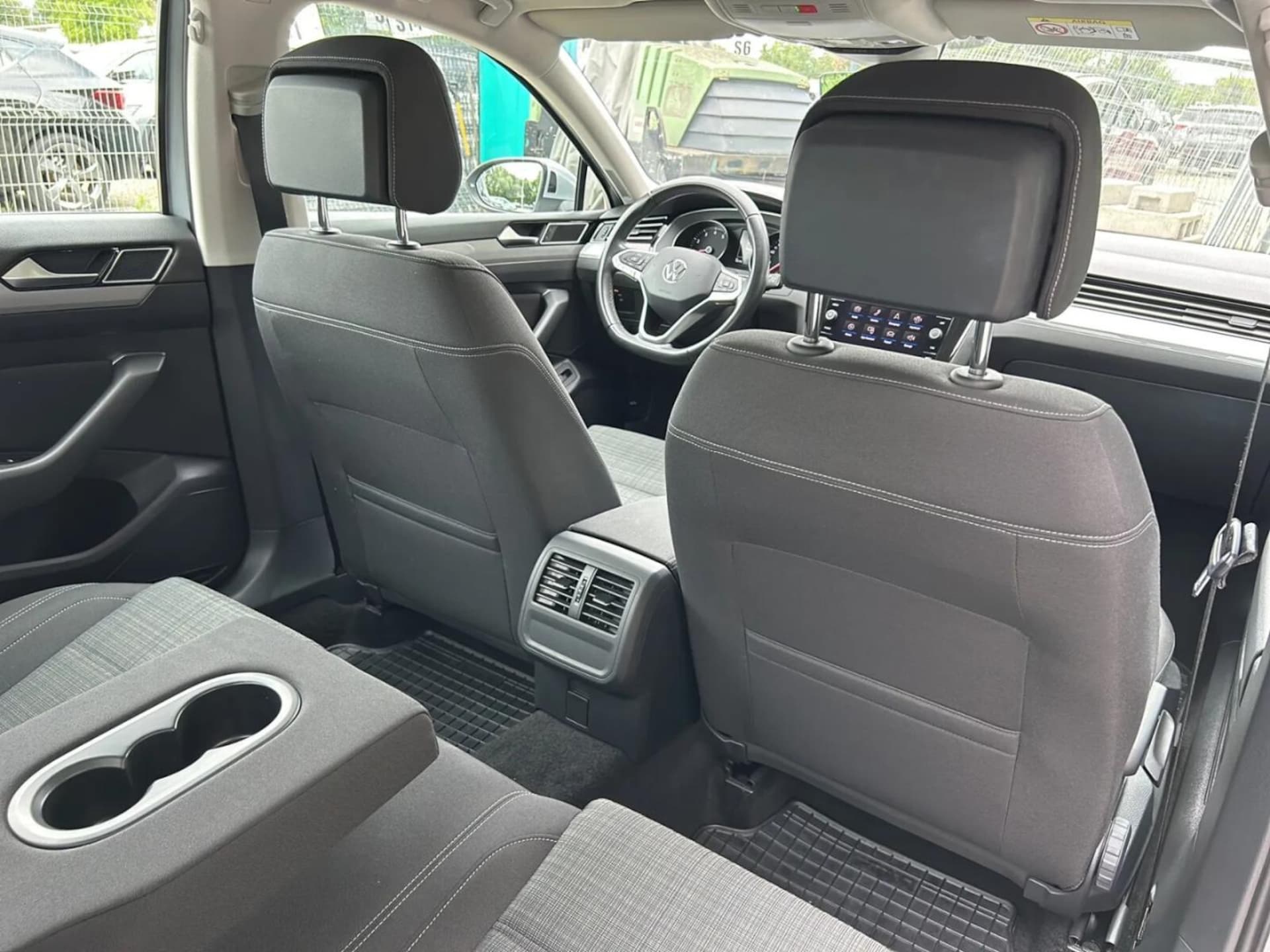 Volkswagen Passat Business