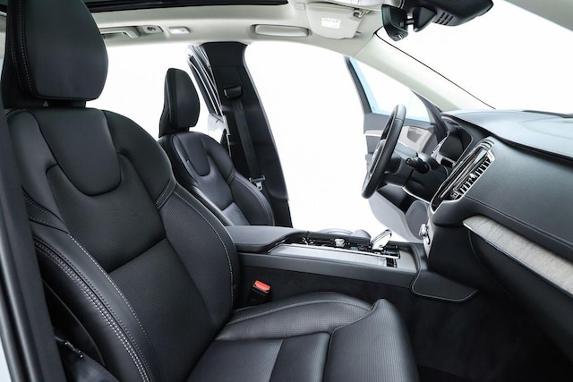 2025 Volvo XC90 Ultra - Photo 76