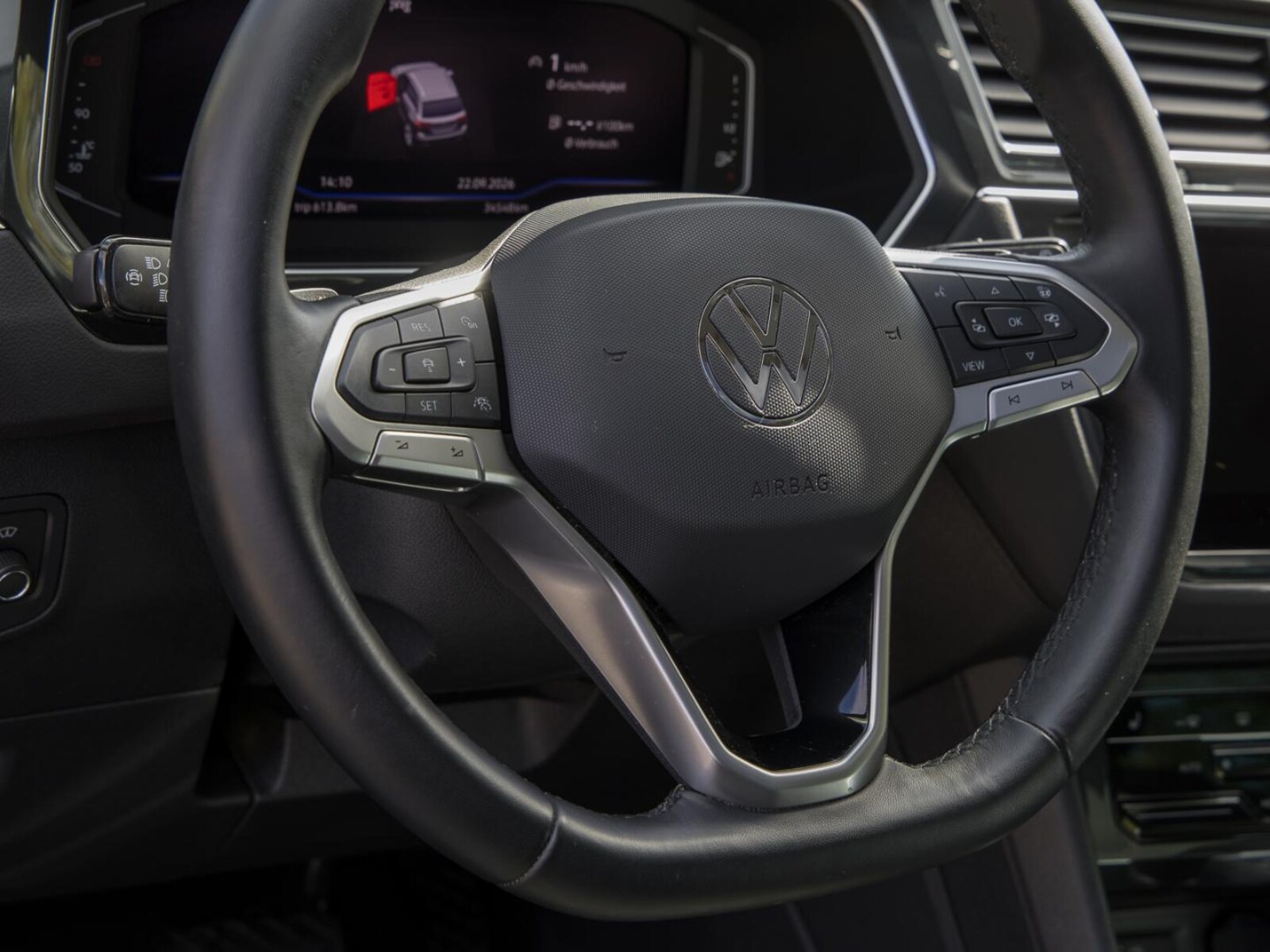 Volkswagen Tiguan – Bild 11