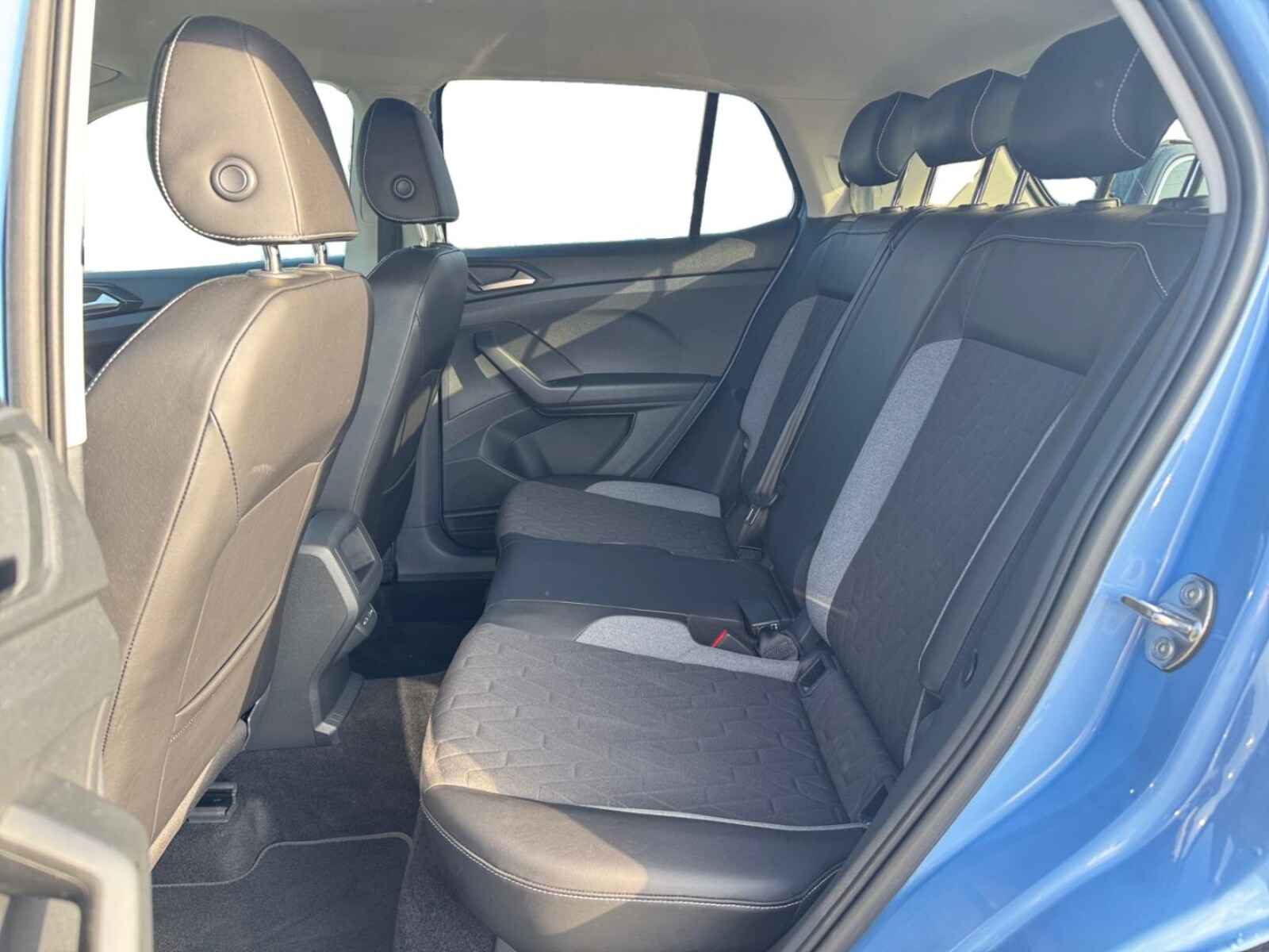 Volkswagen T-Cross – Bild 12