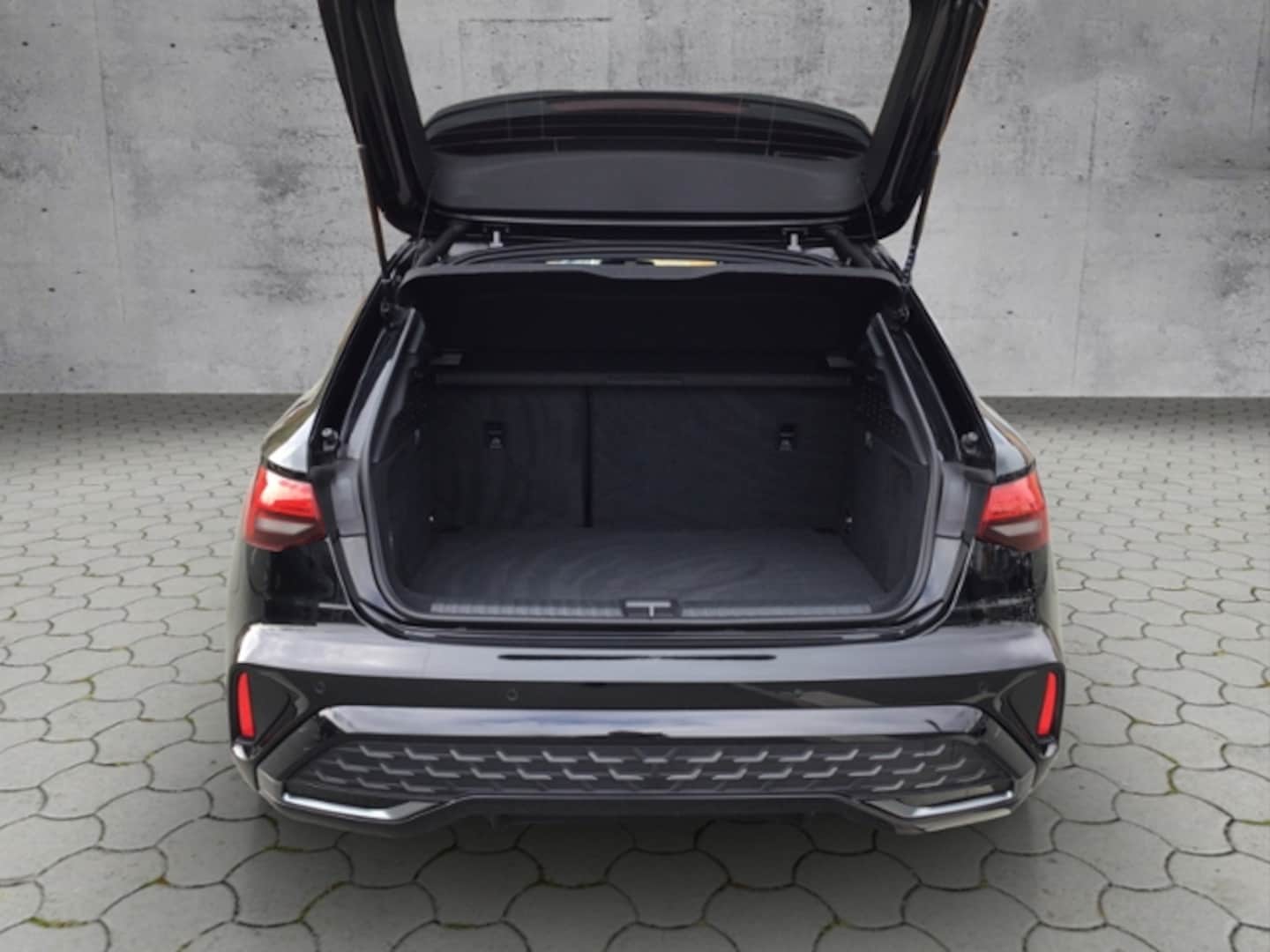 Bild über Audi A3 Sportback S line 35 TDI S tronic - für weitere Informationen kontaktieren Sie den Audi Partner