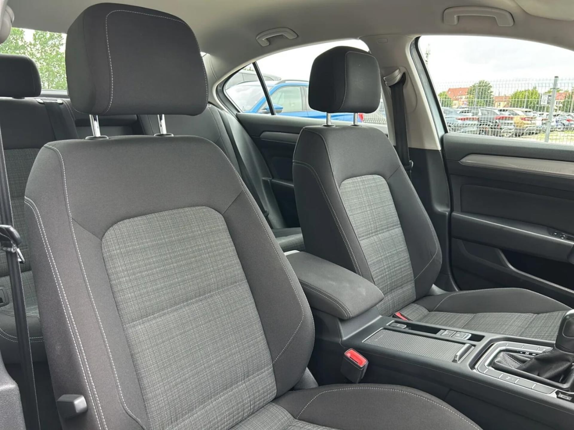 Volkswagen Passat Business