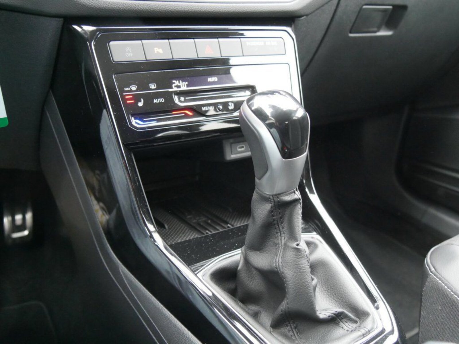Volkswagen T-Cross – Bild 13