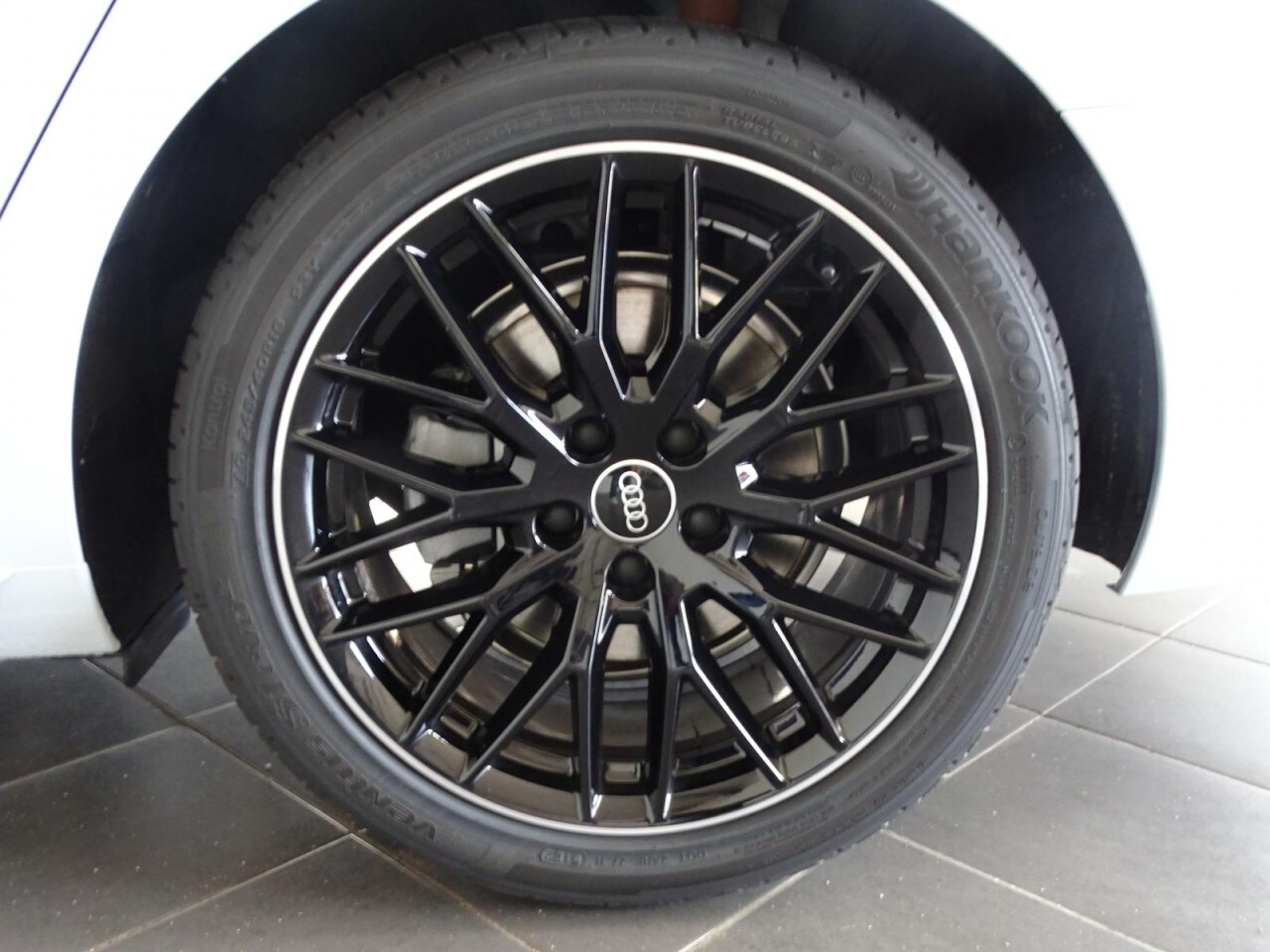 Image about Audi A4 Avant advanced 40 TDI S tronic