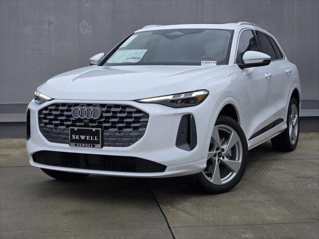 2025 Audi New Q5 Premium Plus's photo