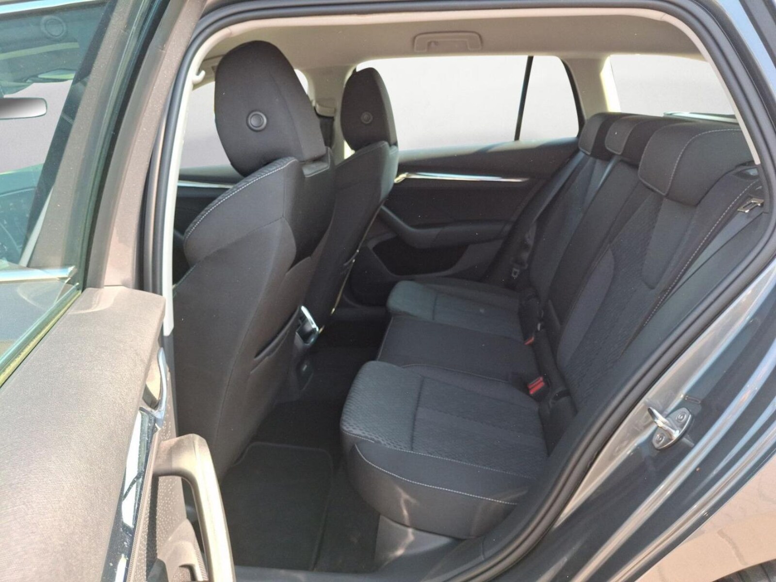 Škoda Octavia Combi – Bild 14