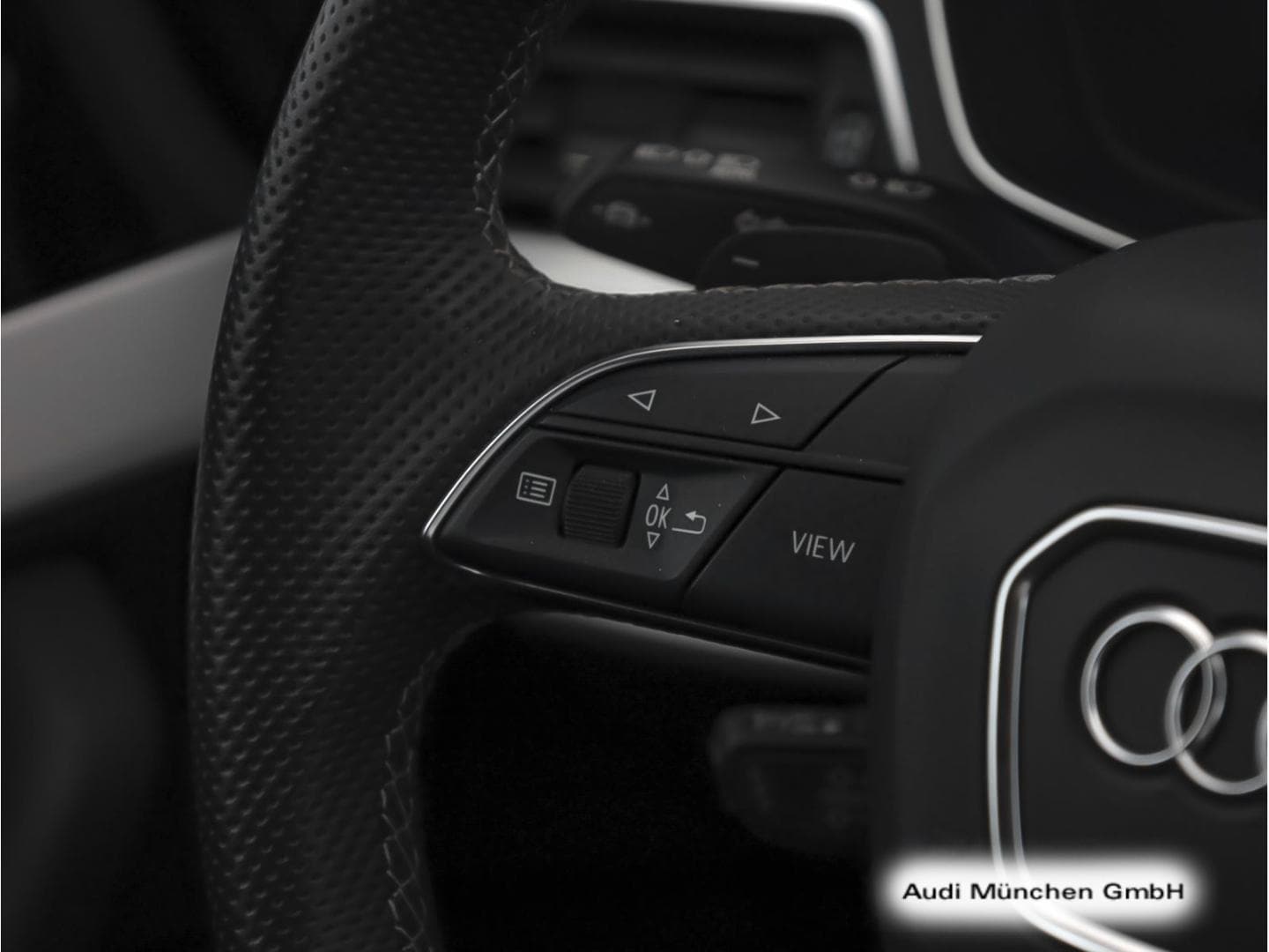 Bild über Audi A4 Avant S line 40 TFSI S tronic - für weitere Informationen kontaktieren Sie den Audi Partner