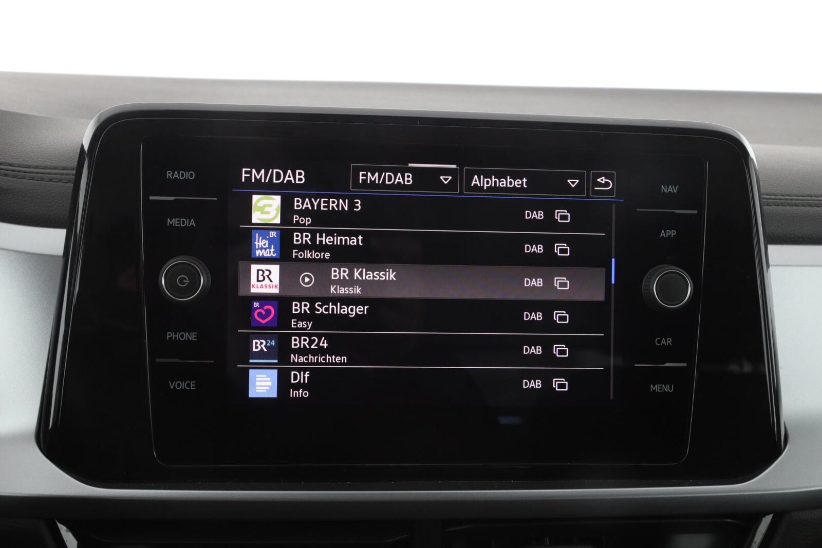 Volkswagen T-Roc – Bild 15